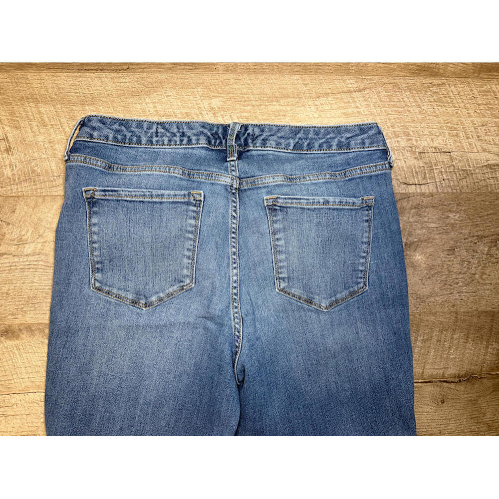 Nine West Women's Gramercy Crop Jean - Picture 10 of 12